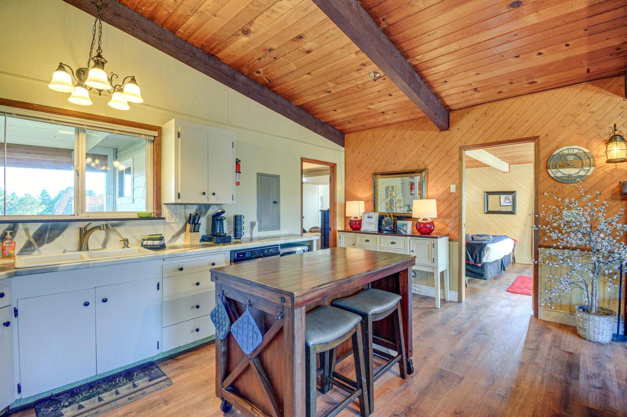 Pet-Friendly Washington Retreat With Hot Tub And Deck! Ocean Shores Exterior foto